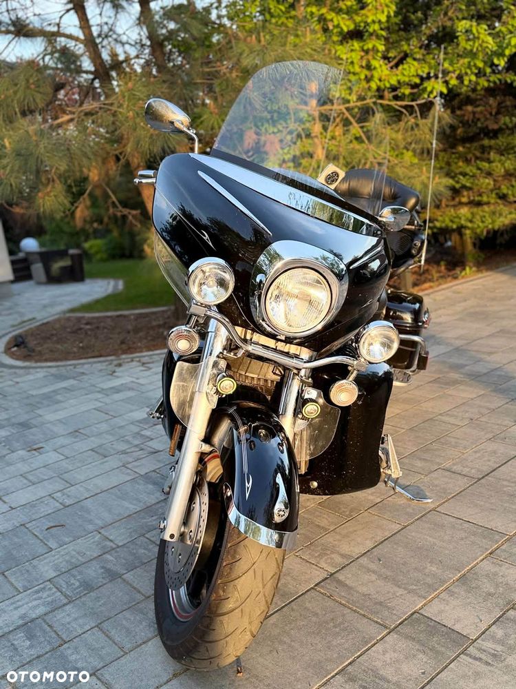 Yamaha Venture - 3