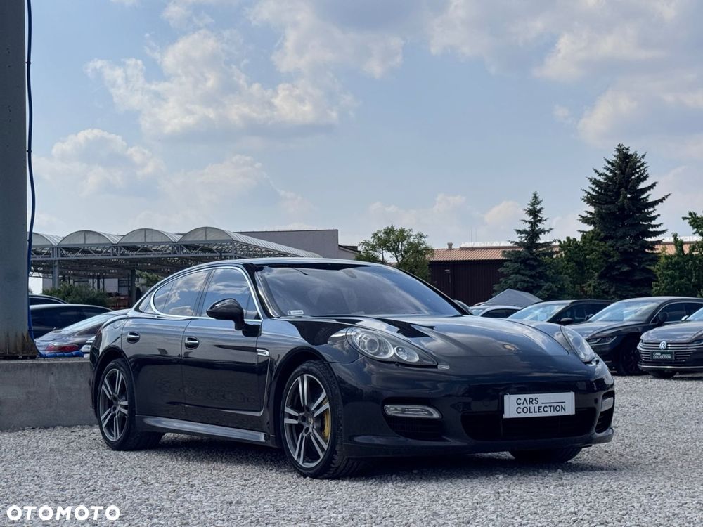 Porsche Panamera - 3