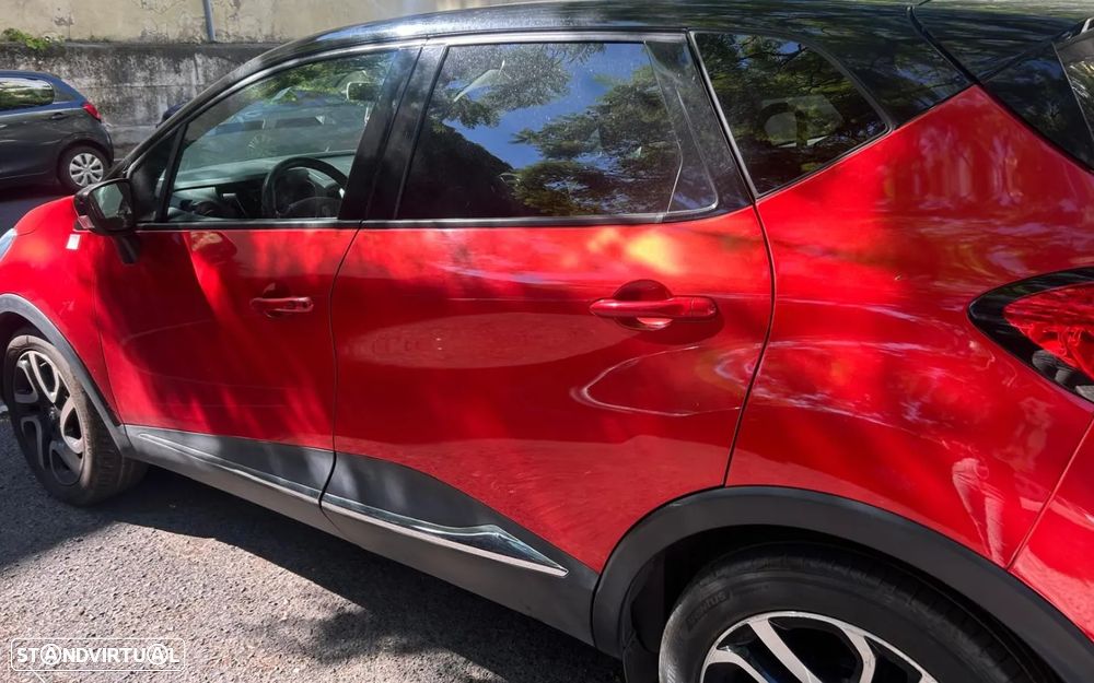 Renault Captur 1.5 dCi Helly Hansen EDC - 3