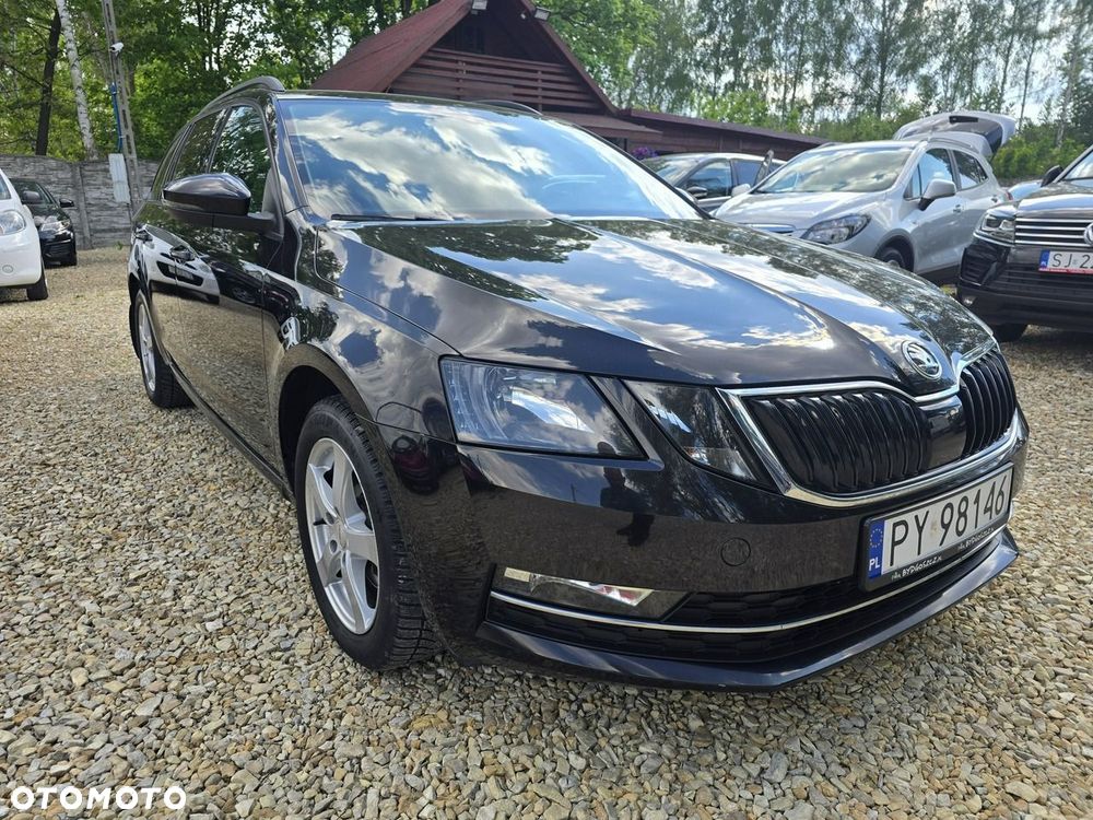 Skoda Octavia 2.0 TDI DSG Style - 31