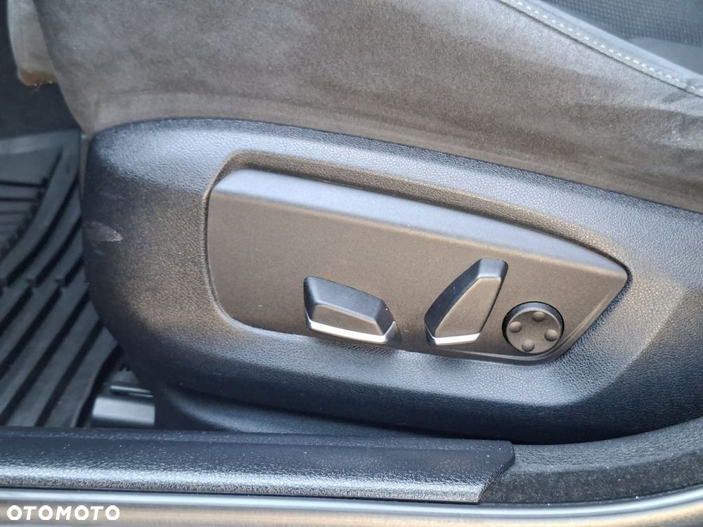 BMW Seria 5 - 26