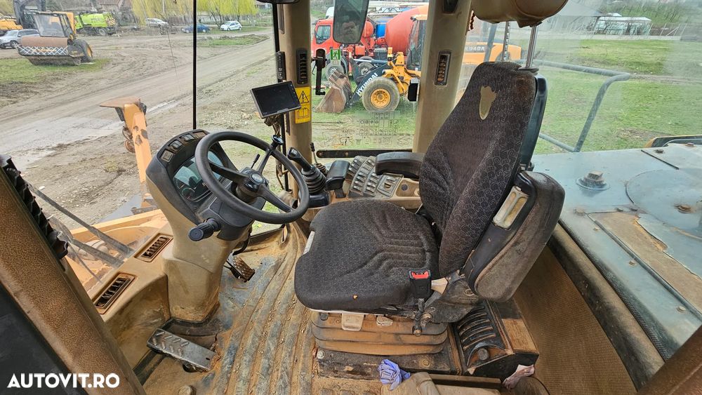 Case 1021F Încărcător frontal - 6