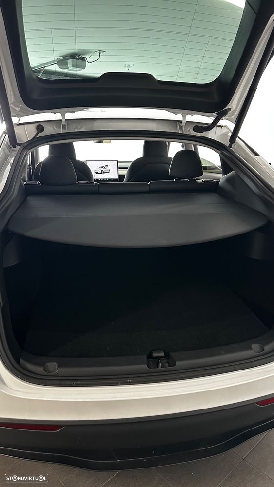 Tesla Model Y Tração Traseira - 14