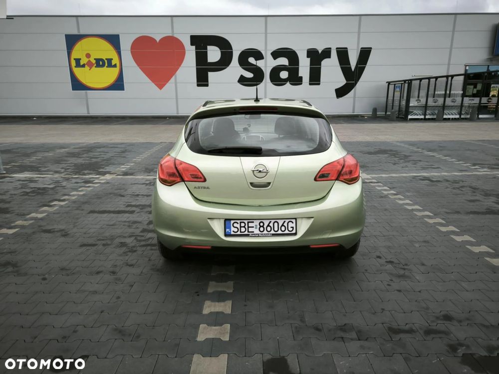 Opel Astra 1.6 Cosmo - 4
