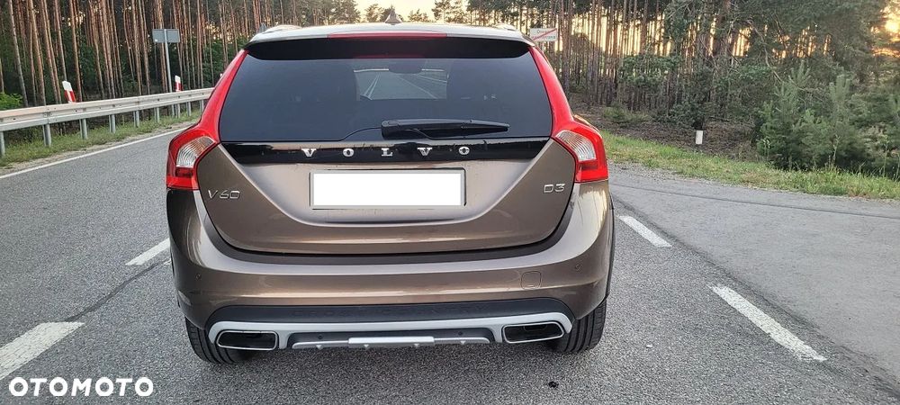 Volvo V60 Cross Country - 20