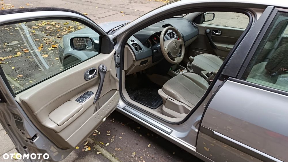Renault Megane - 10