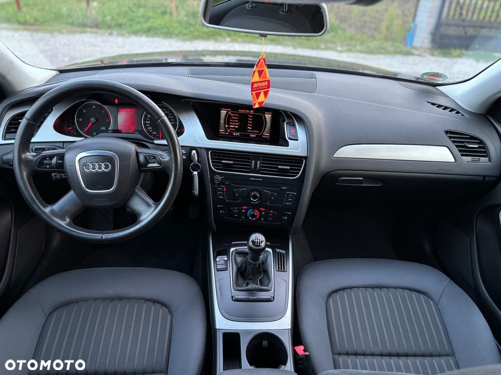 Audi A4 Avant - 13
