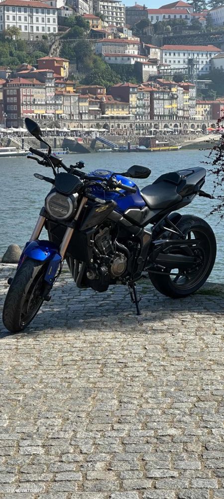 Honda CB - 2