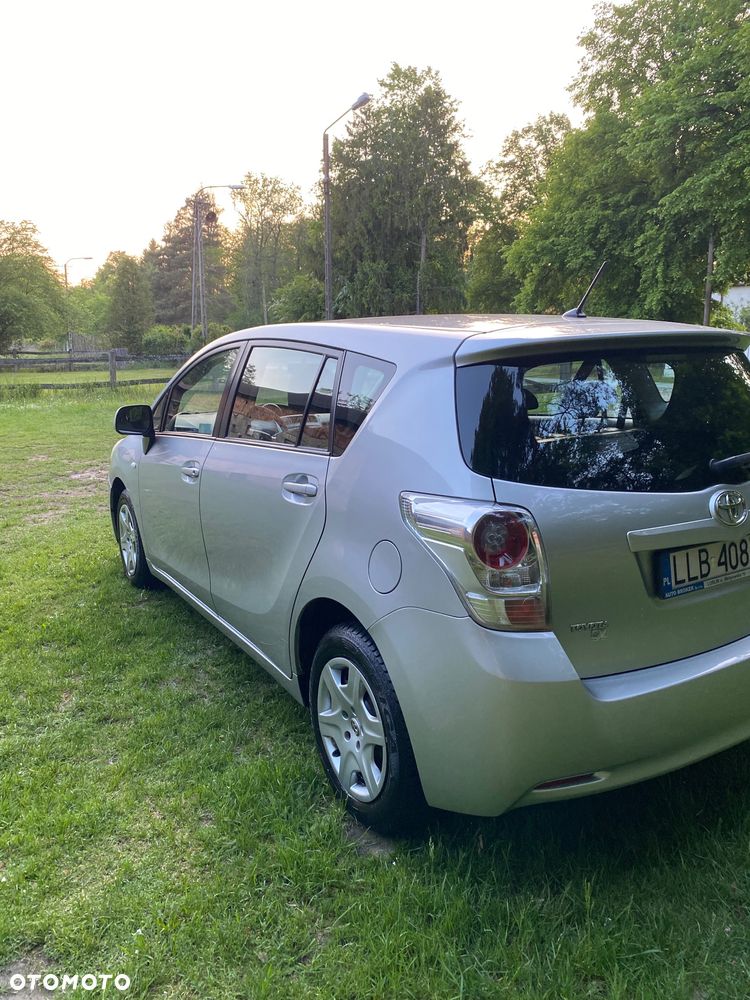 Toyota Verso 2.0 D-4D Luna - 6