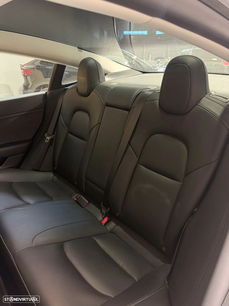 Tesla Model 3 Standard Range Plus RWD - 18