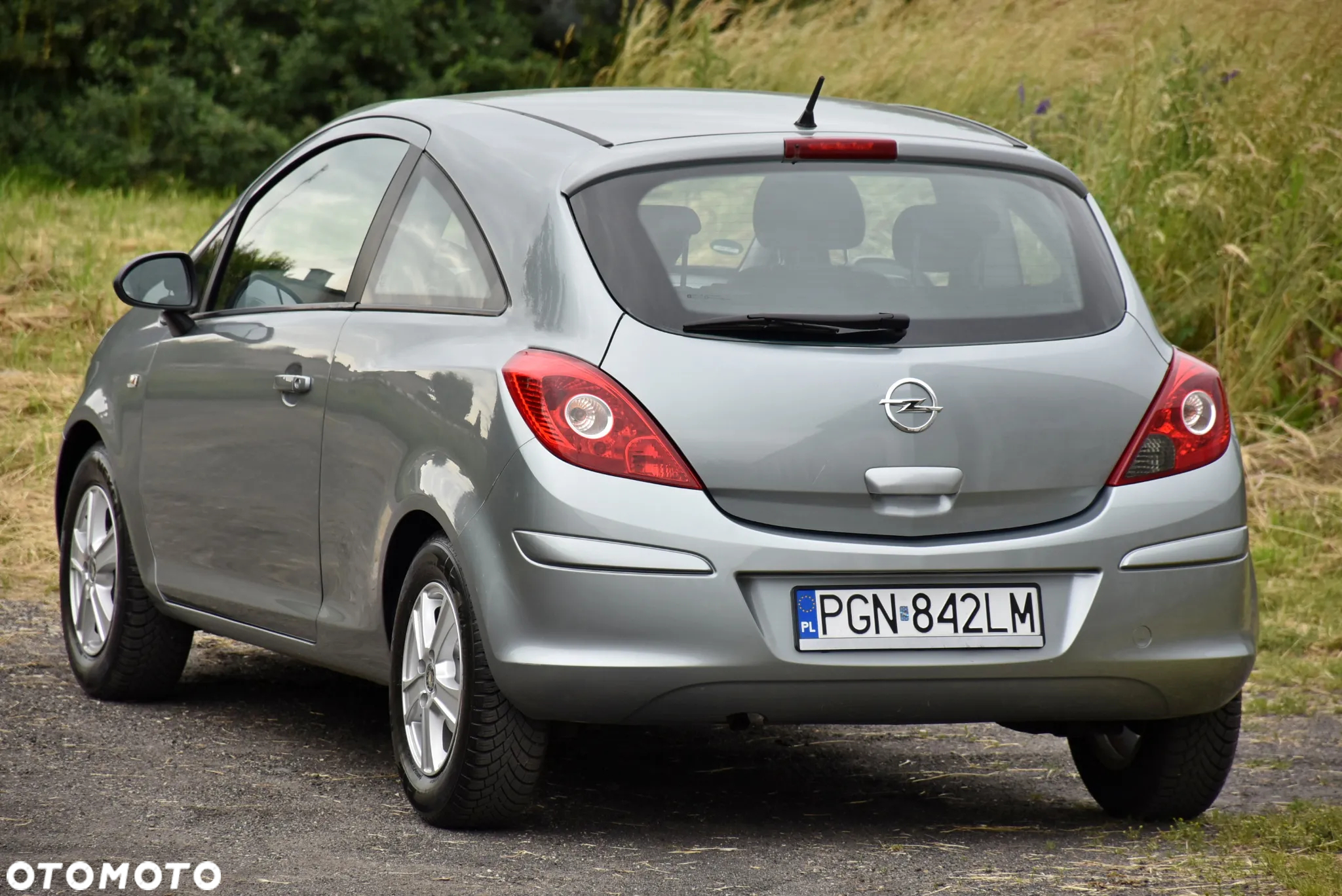 Opel Corsa 1.2 16V Enjoy - 9