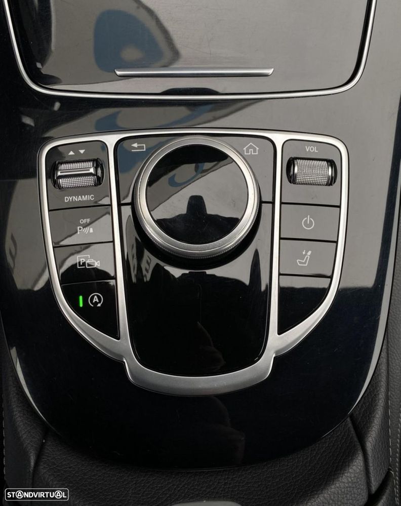 Mercedes-Benz E 220 d AMG Line - 35