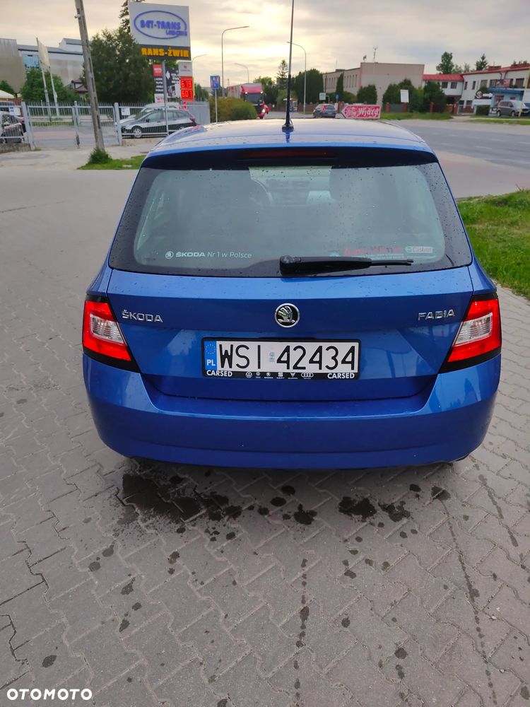 Skoda Fabia 1.2 TSI Active - 2