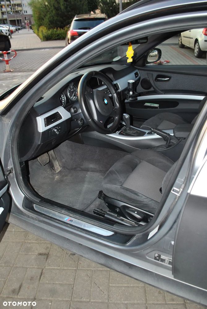 BMW Seria 3 335d - 14