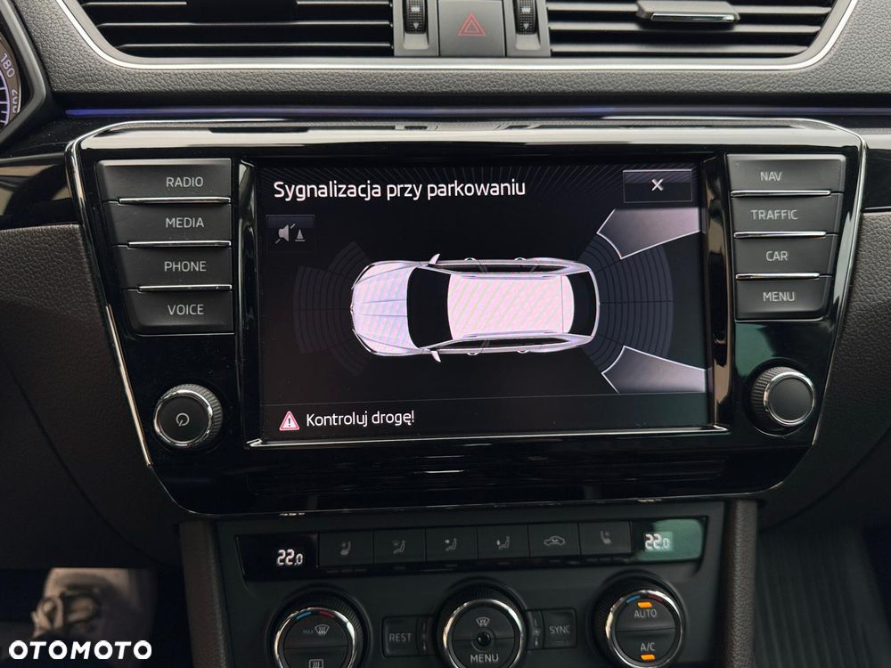 Skoda Superb 2.0 TDI 4x4 DSG L&K - 31