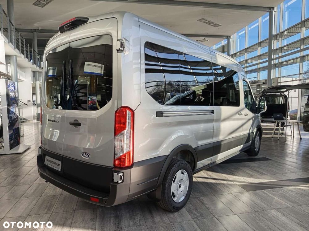 Ford Transit - 13