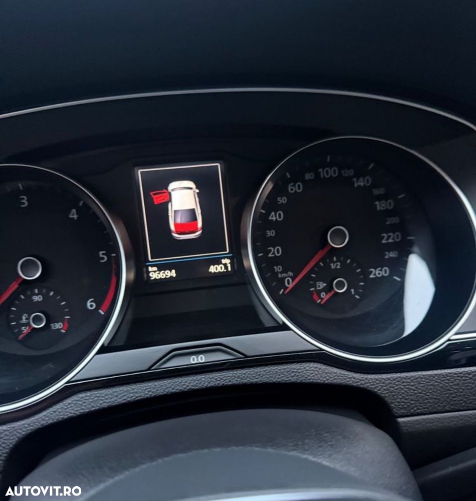 Volkswagen Passat 2.0 TDI DSG Highline - 6