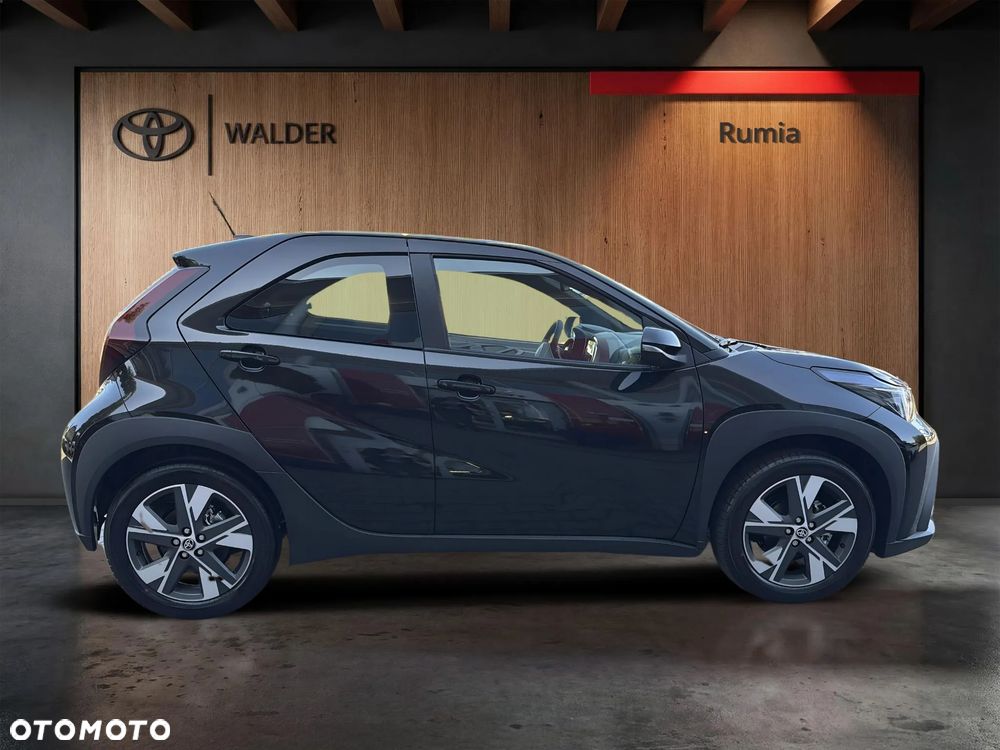 Toyota Aygo X Hybrid 1.5 Comfort e-CVT - 7