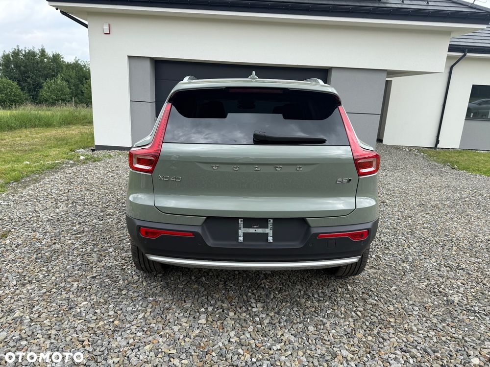Volvo XC 40 B5 AWD Ultimate Dark - 6