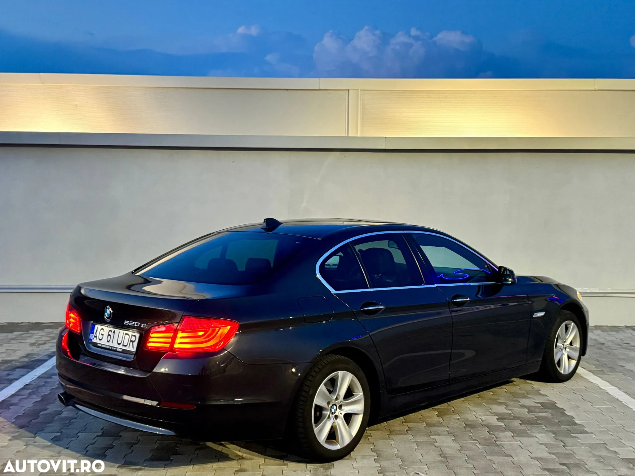 BMW Seria 5 520d - 5