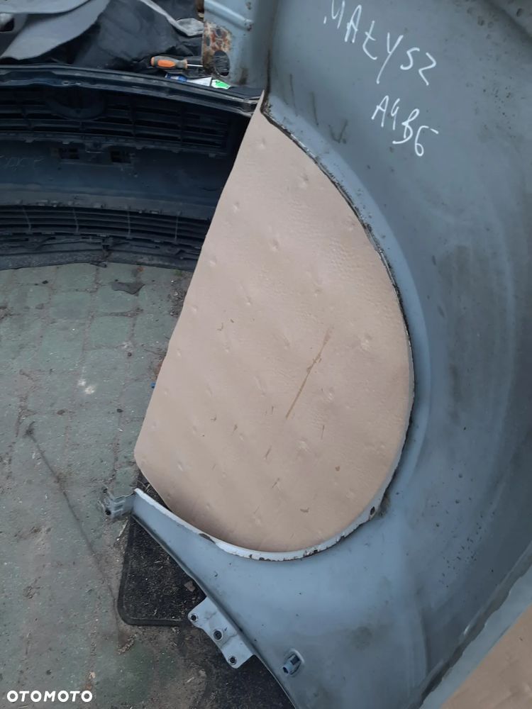 błotnik prawy Audi A4 B6 LY7W orginał - 5