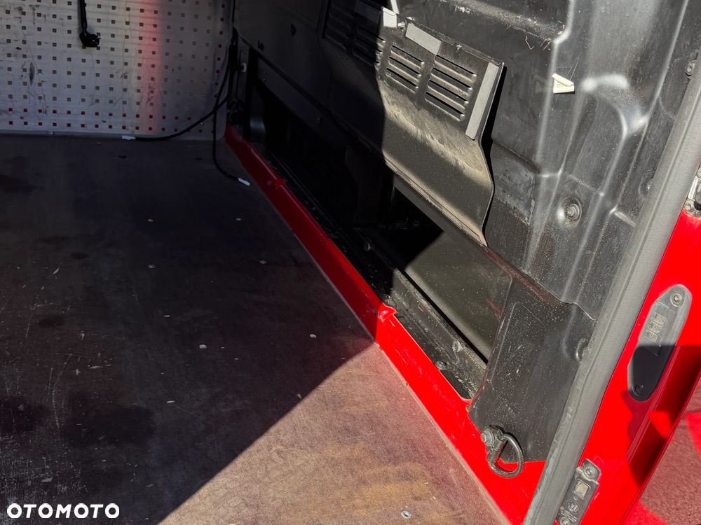 Ford TRANSIT CUSTOM - 34