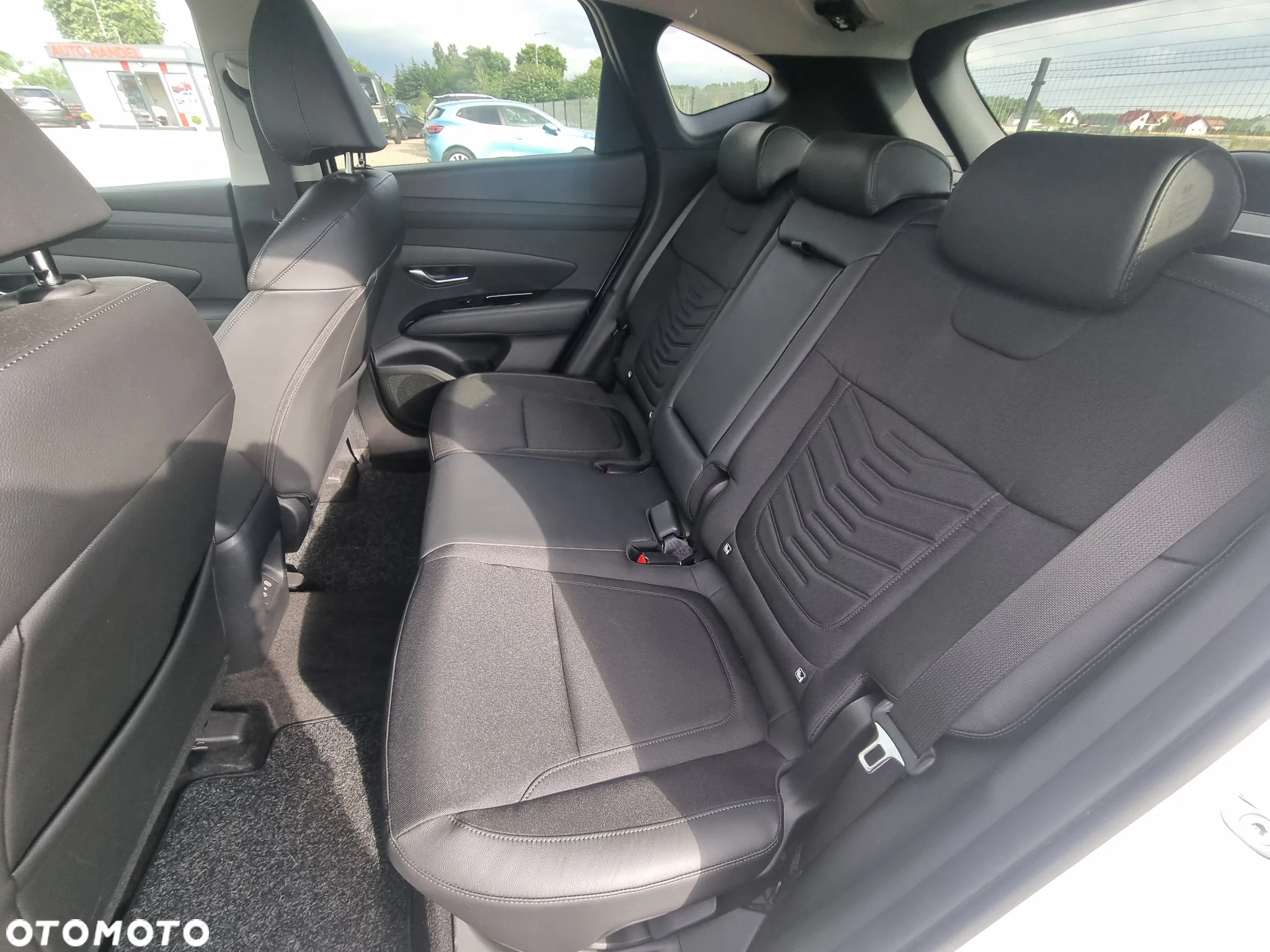 Hyundai Tucson 1.6 CRDi 48V-Hybrid 4WD DCT Select - 10