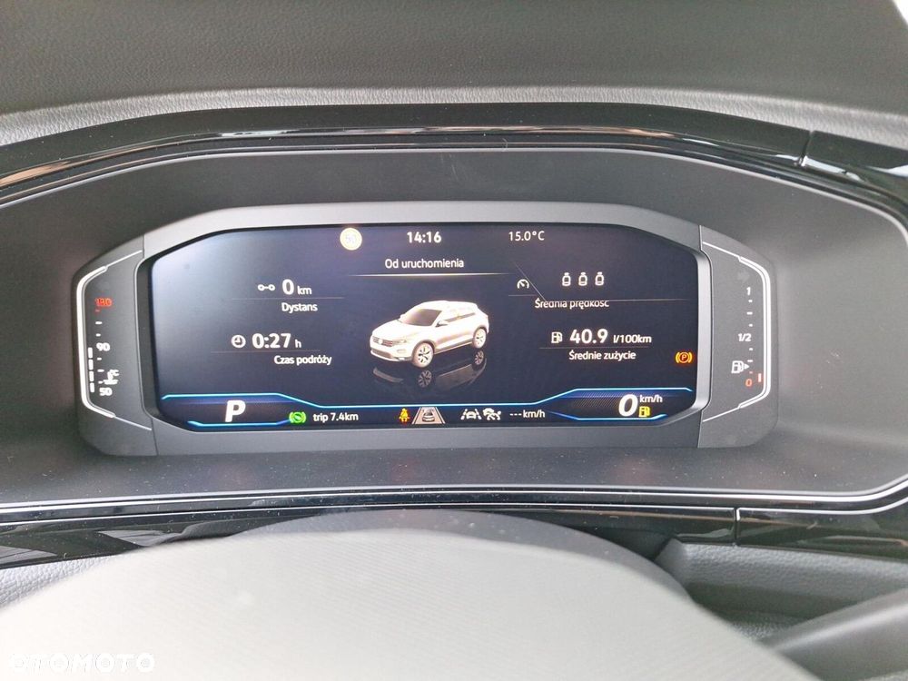 Volkswagen T-Roc - 34