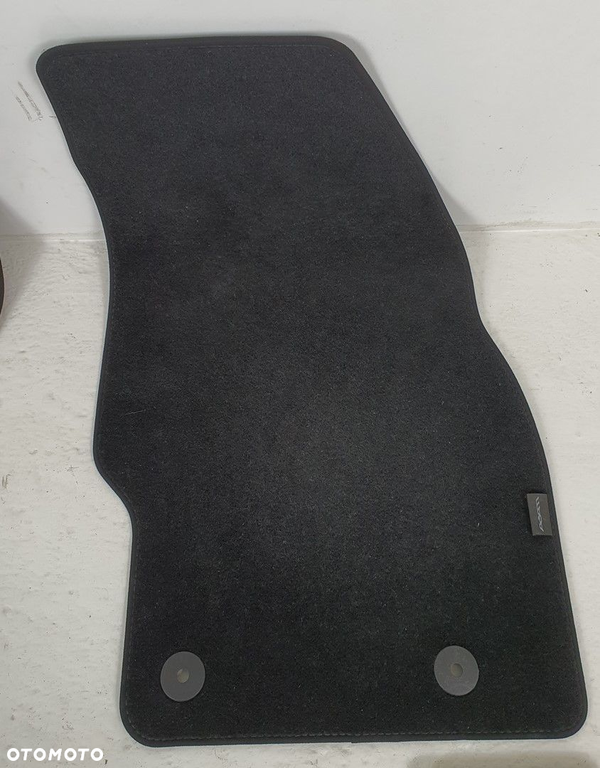 DYWANIKI WYCIERACZKI OPEL ADAM 13377738 KOMPLET - 4