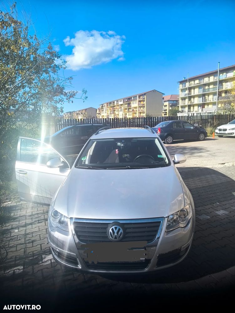 Volkswagen Passat 2.0 TDI Comfortline DPF BlueMotion Technology - 8