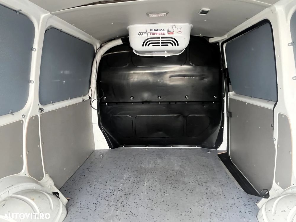 Volkswagen Transporter - 17