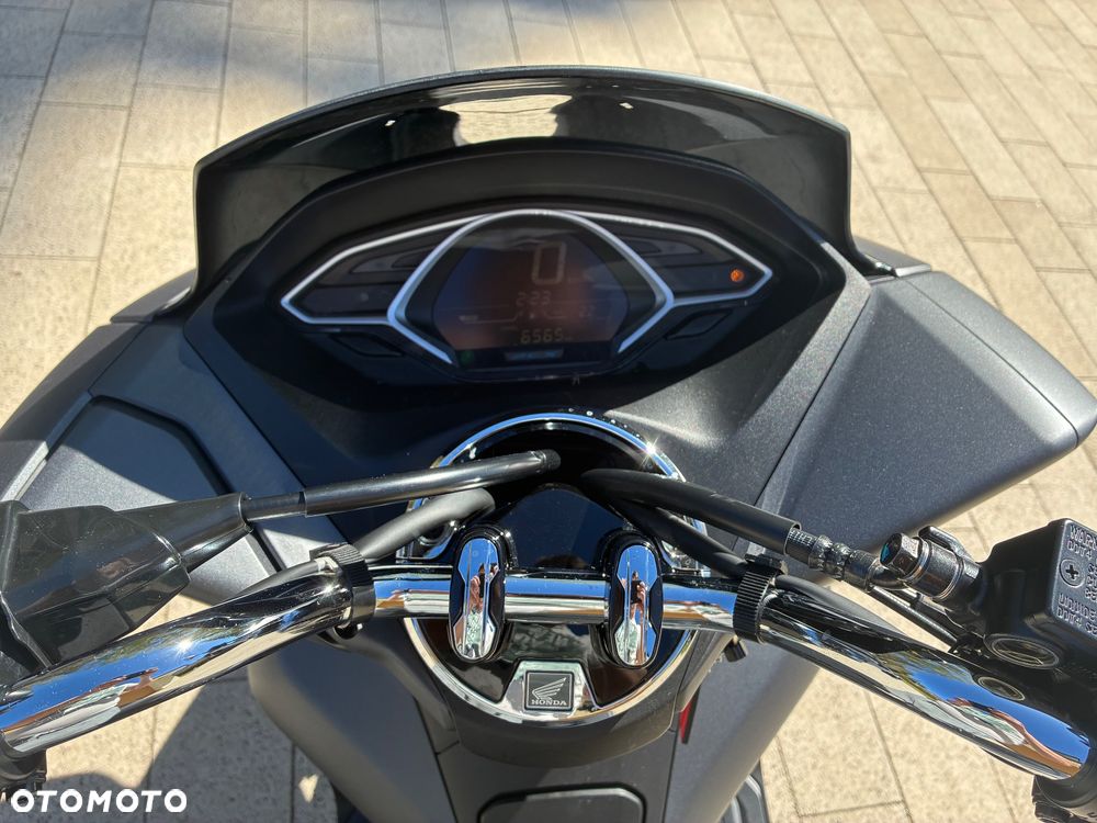 Honda PCX - 7