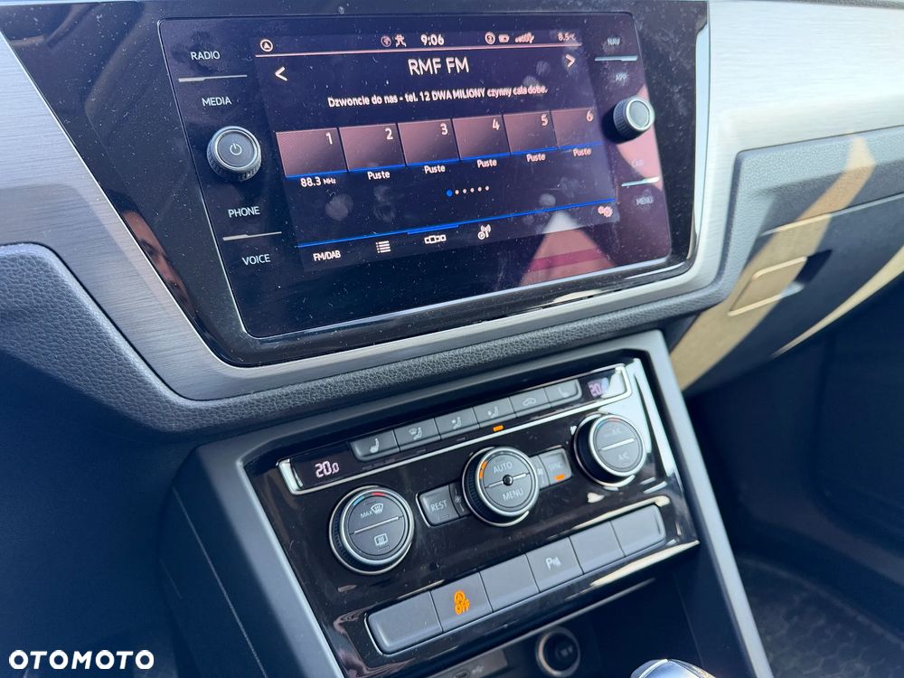 Volkswagen Touran 1.5 TSI EVO Comfortline DSG - 21