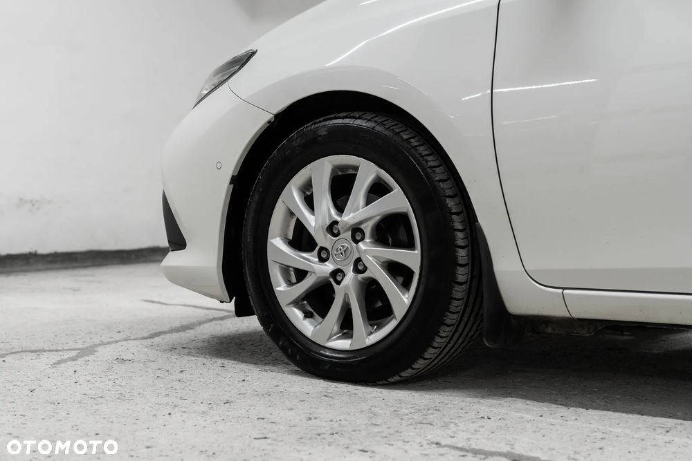 Toyota Auris 1.4 D-4D Premium - 5