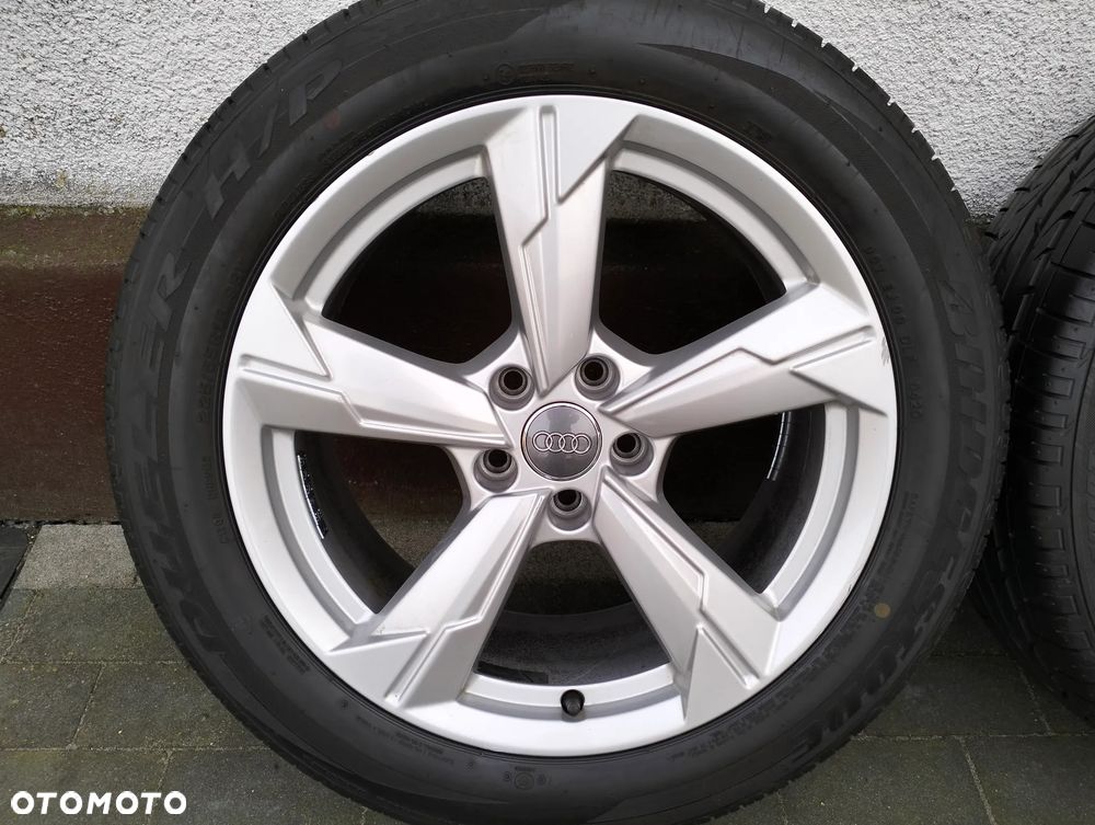 225 55 18 / AUDI Q4 Q5 SQ5 A6 S6 c8 A7 S7 c8 A8 S8 / 4K0 - 3