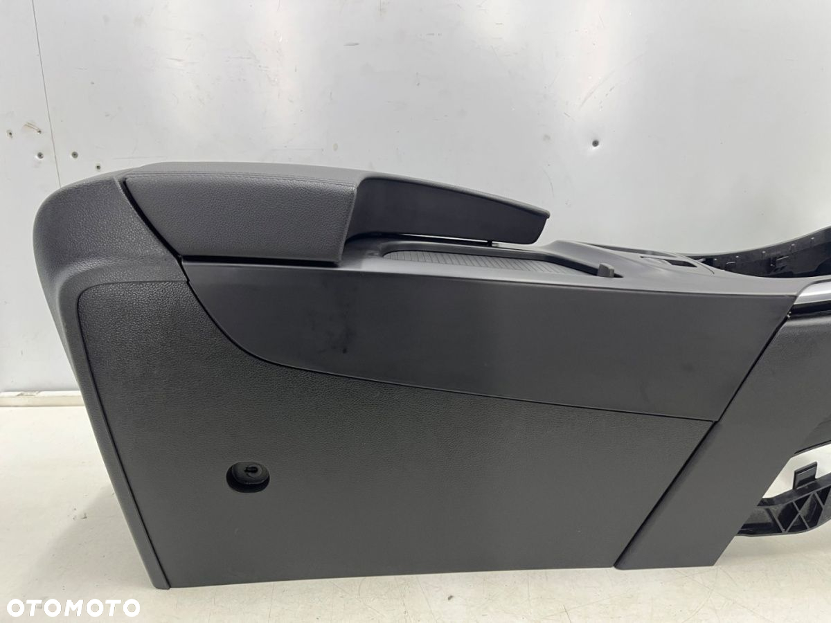 Tunel środkowy Opel Insignia A 08-11r. podłokietnik skórzany aux BEZ usb EUROPA - 10