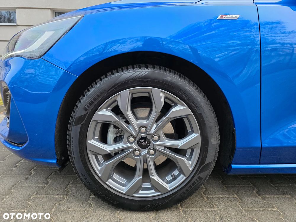 Ford Focus 1.0 EcoBoost mHEV ST-Line X - 11