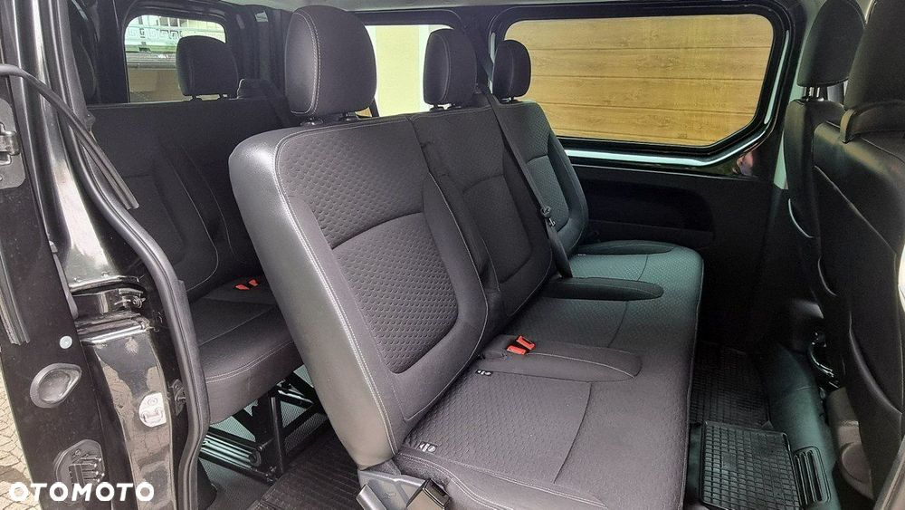 Opel Vivaro - 18