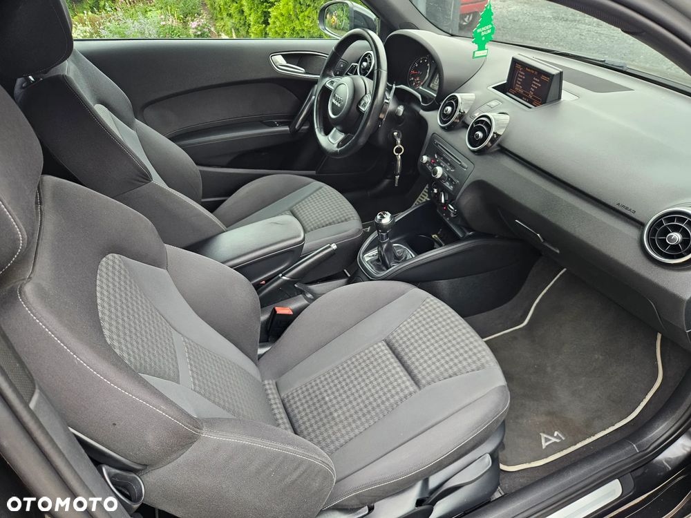 Audi A1 3-drzwiowe 1.4 TFSI 119g S tronic Ambition - 10