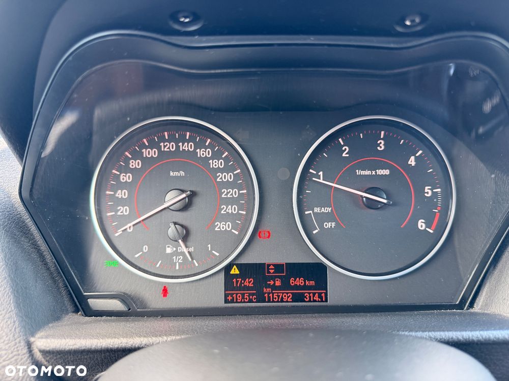 BMW Seria 1 120d Sport Line - 10