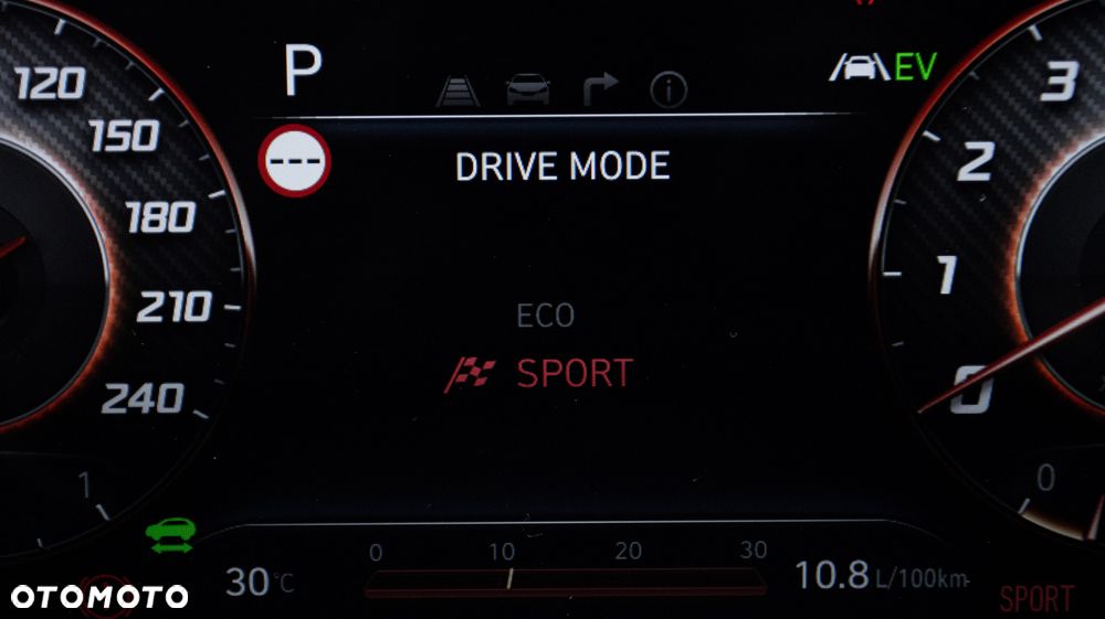 Hyundai Tucson 1.6 T-GDi HEV Executive 2WD - 32