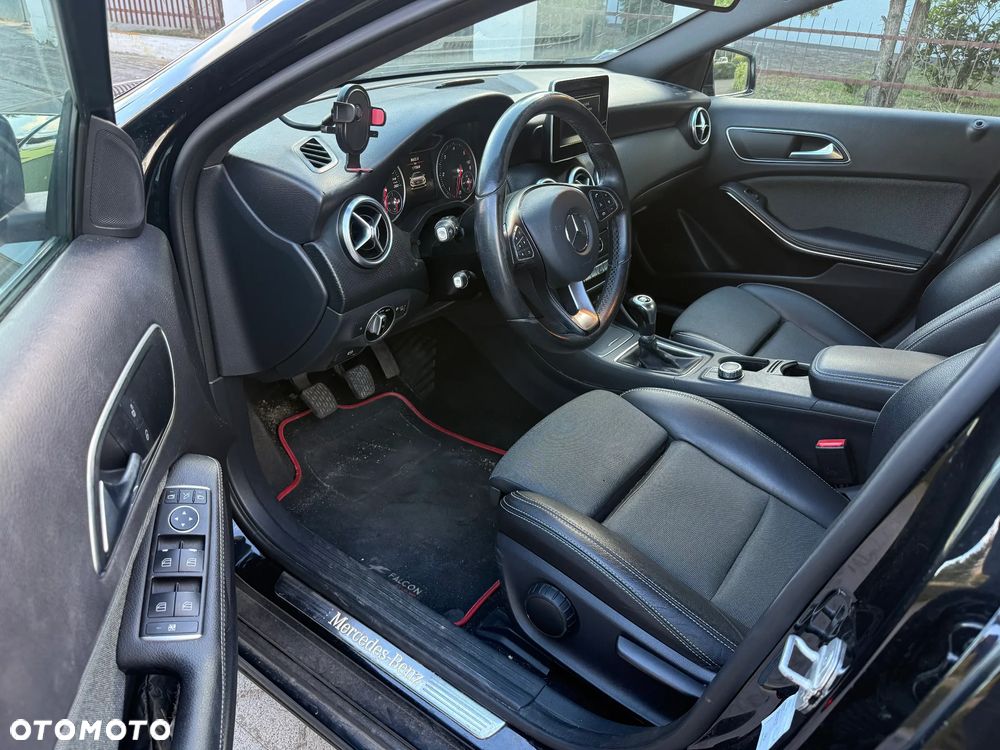 Mercedes-Benz Klasa A 180 d Peak Edition - 10