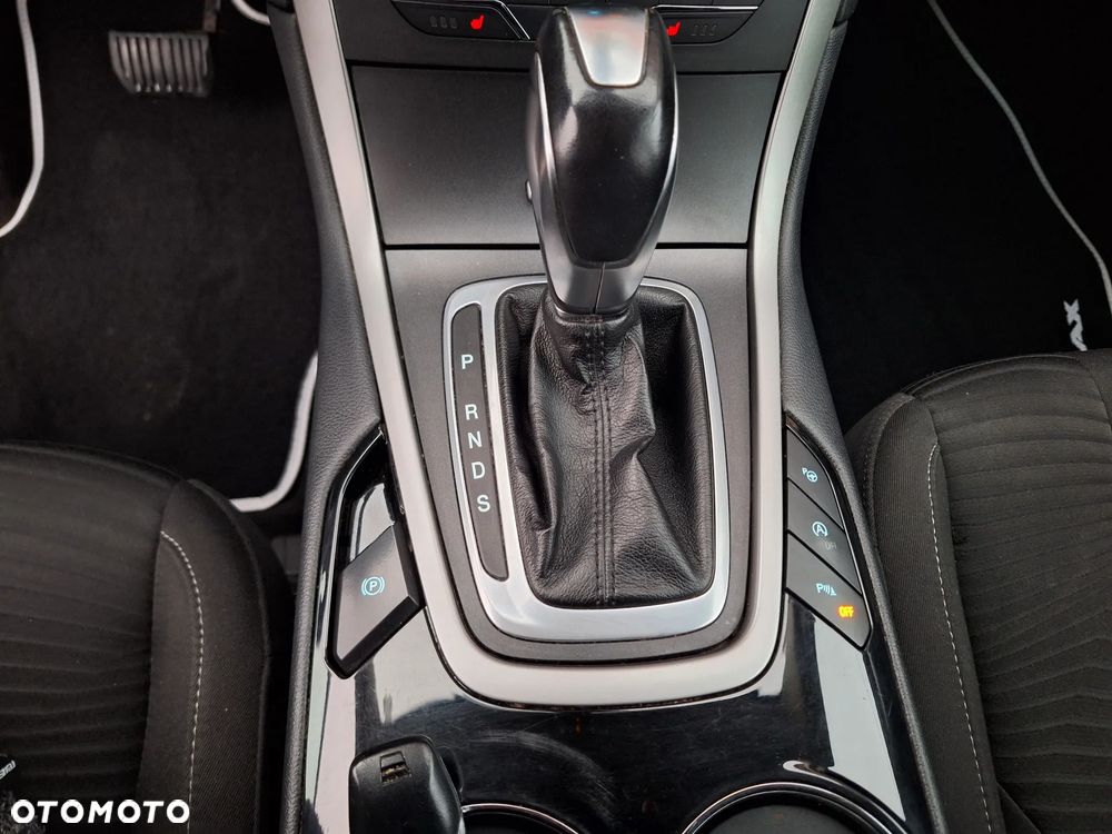 Ford S-Max 2.0 TDCi Titanium - 19