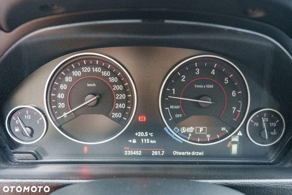 BMW Seria 3 320i Edition M Sport Shadow - 16