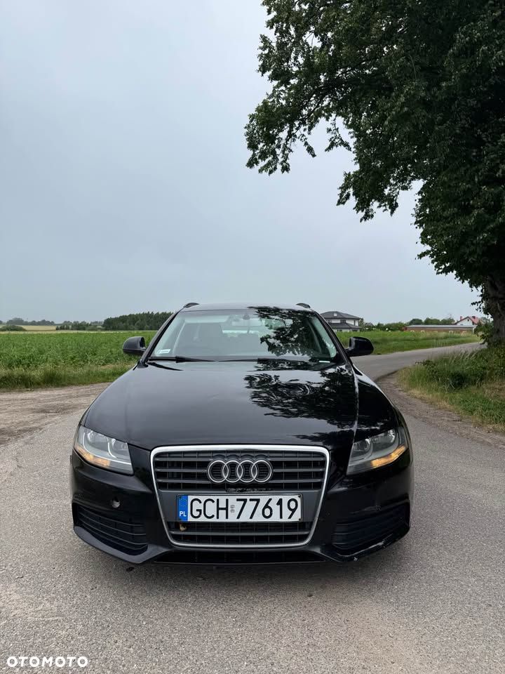 Audi A4 Avant 2.0 TDI - 8