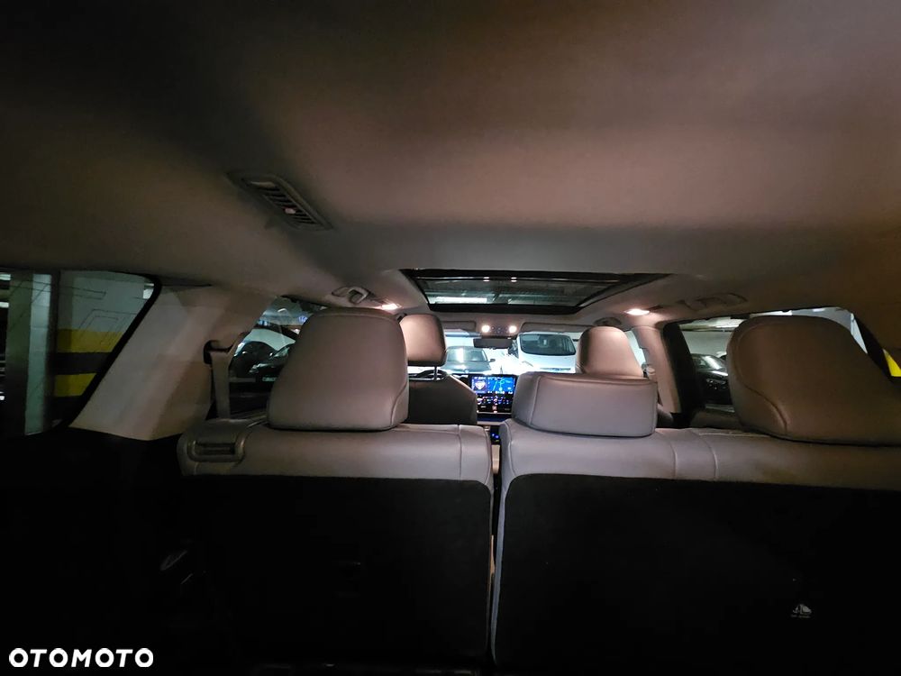 Toyota Highlander 2.5 Hybrid Executive - 9