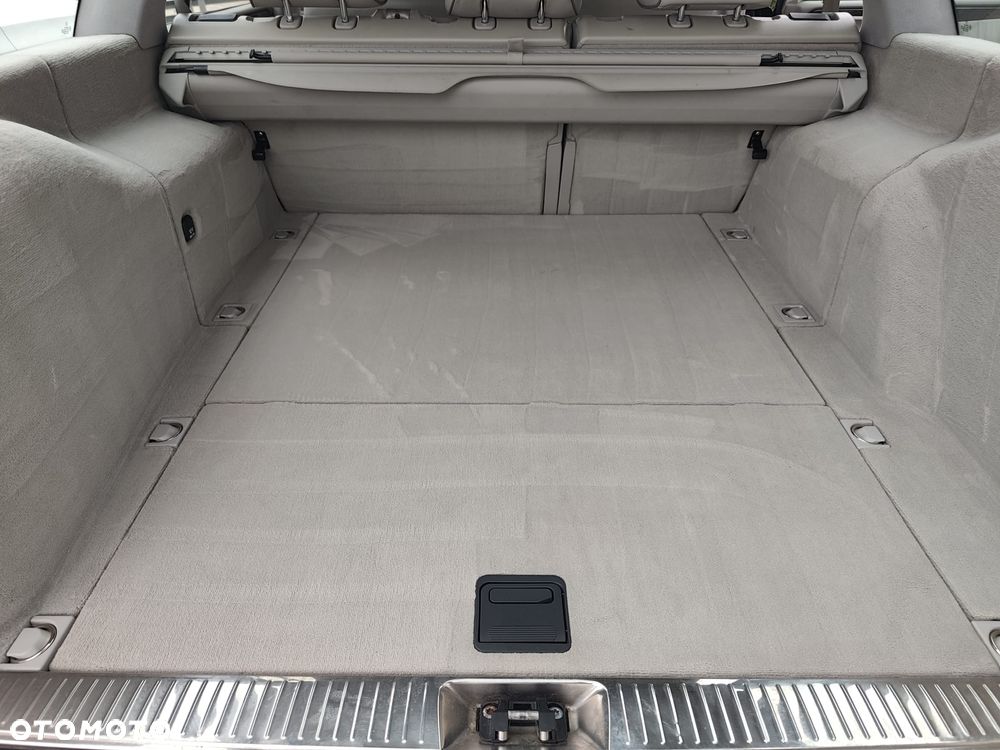 Mercedes-Benz Klasa E 320 T Elegance - 6