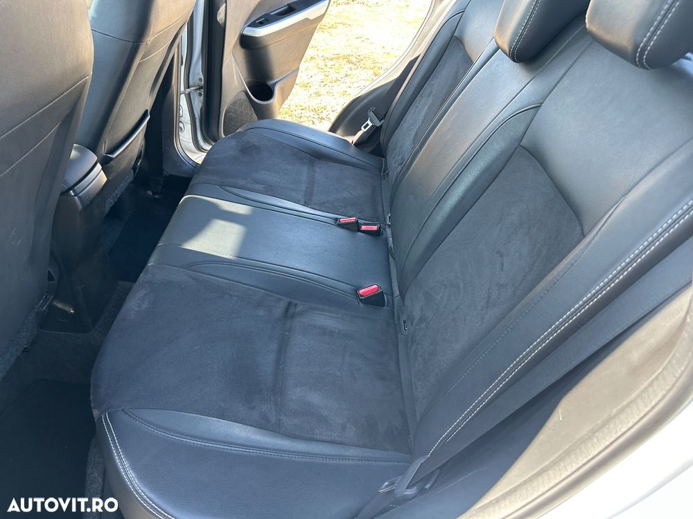 Suzuki Vitara 1.6 DDIS 4X4 Luxus Aut. - 18