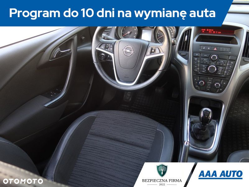 Opel Astra - 8
