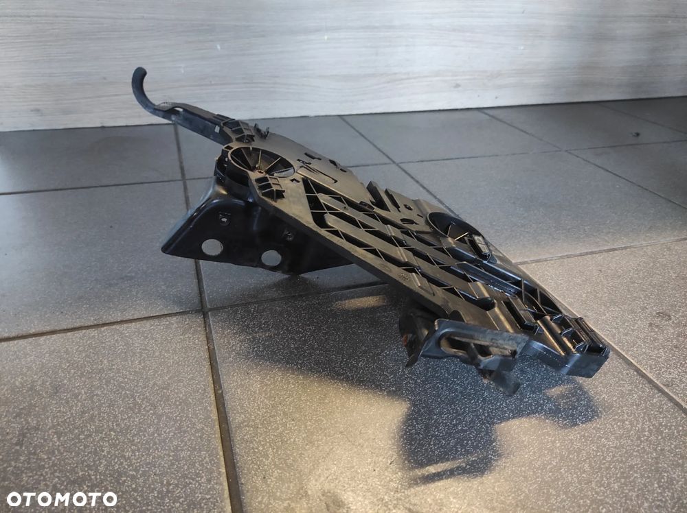 SKODA OCTAVIA 2 LIFT MOCOWANIE LAMPY LEWY PRAWY CAŁY OK WYSYŁKA !!!!! - 3